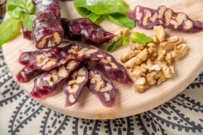 Tbilisi: Old & New City Guided Tour with 15 Tastings & Wine - Timing, transport, and group size