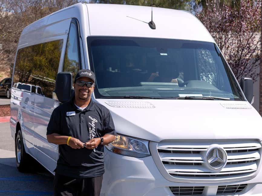 Temecula: 3-Winery Tour with Tastings and Lunch - The host can make or break the day