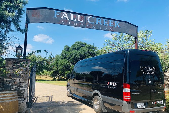 Texas Hill Country Group Wine Tour by Limousine - What the chauffeur adds to the day