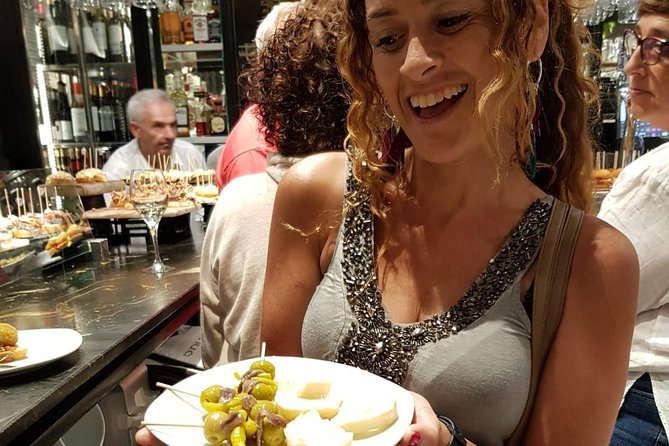 The Award-Winning Bilbao Food Tour & Wine Pairing by Basque Local - The fifth stop and the full-dinner reality