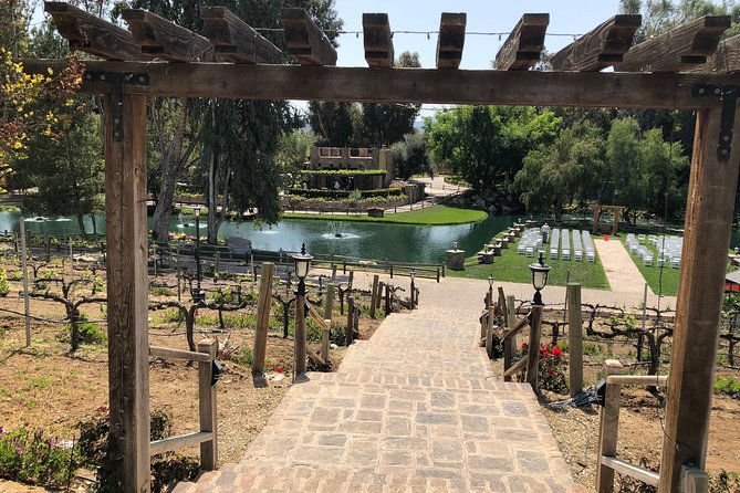 The Shared Temecula Wine Tour from Anaheim - Saturday Lunch at Bel Vino Winery