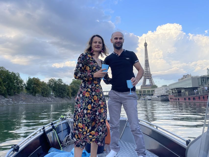 Top Private Cruises in Paris with Champagne + more surprises - The final stretch toward Place de la Concorde