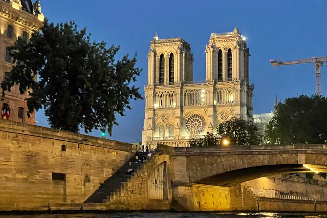Top Private Cruises in Paris with French Champagne and surprises - Should you book this private Paris cruise?