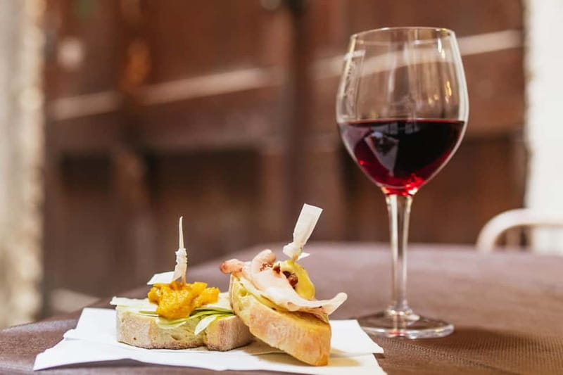 Venice: Eat Like a Local Food Tour with Wine & Spritz - Key points to know before you book