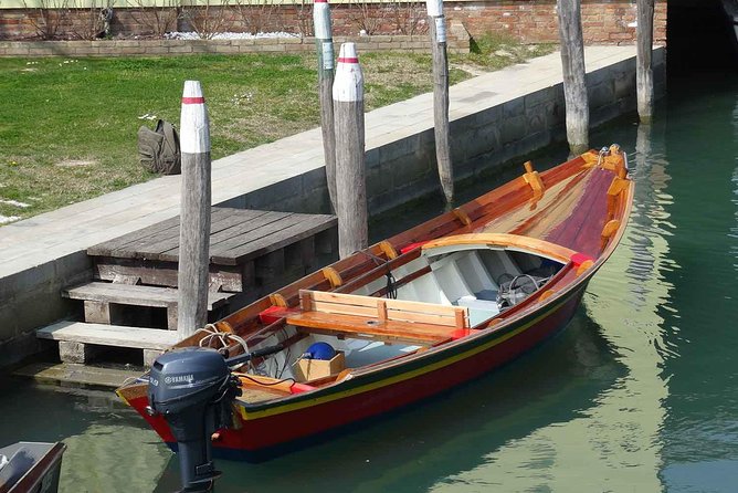 Venice Sunset Cruise by Typical Venetian Boat with Prosecco - St. Mark’s Basin and the island of San Giorgio Maggiore