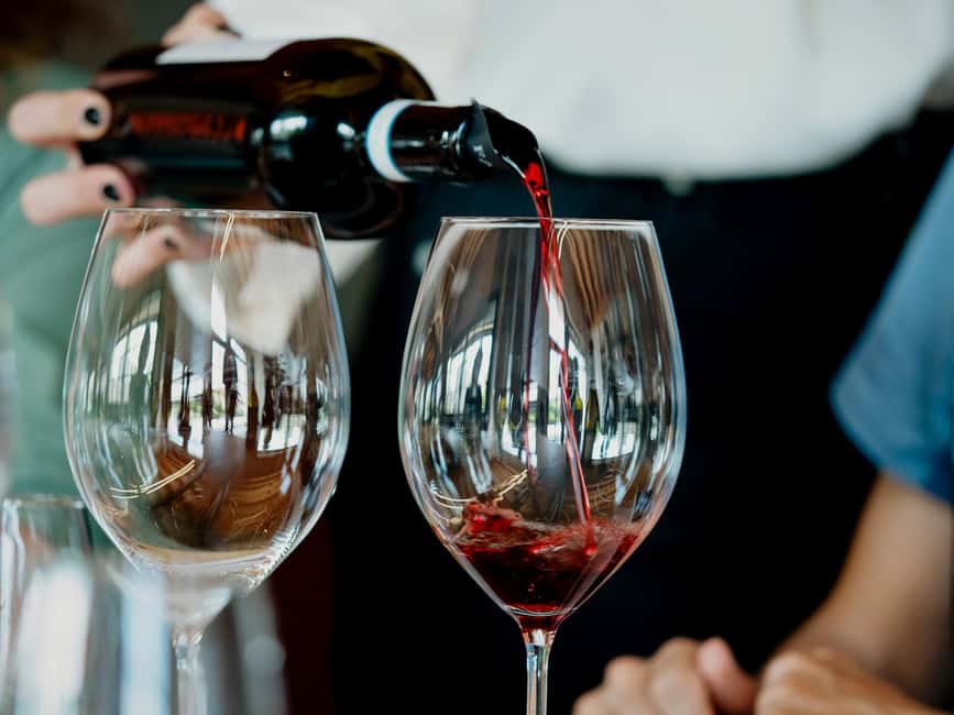 Verona: Valpolicella Wine Self-Guided E-Bike Tour & Tastings - Picking up the e-bike in central Verona