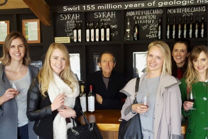 WAIHEKE ZEITGEIST Small Groups Ultra Boutique Off Grid Wine Tours - A Waiheke wine tour with a local point of view