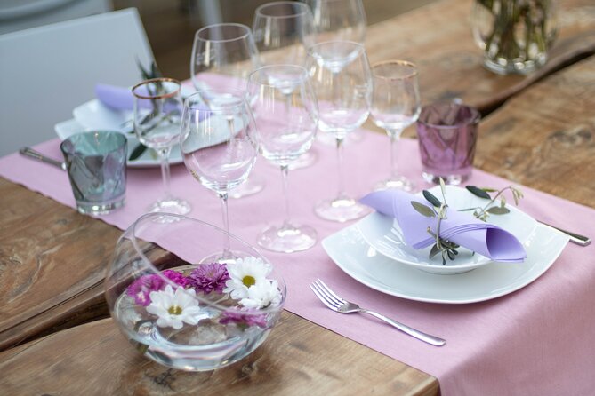 Wine and food tasting in an organic family winery - Key points to know before you book