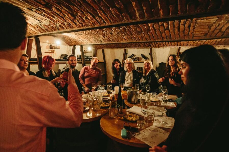 Wine Tasting Bled with a sommelier - Seven pours, from white wine to dessert wine
