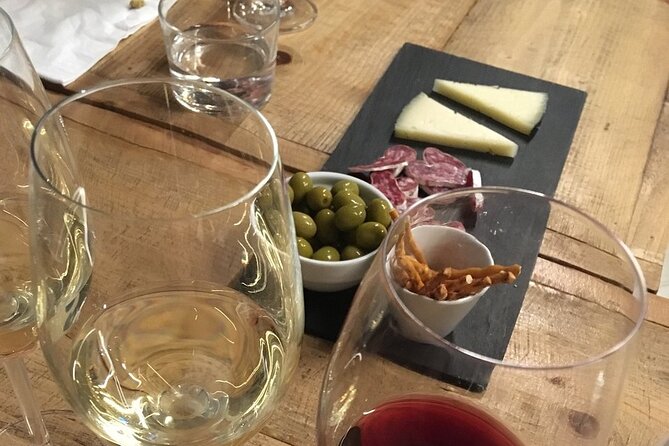 Wine Tasting Experience in Barcelona - The Catalan setting in El Born