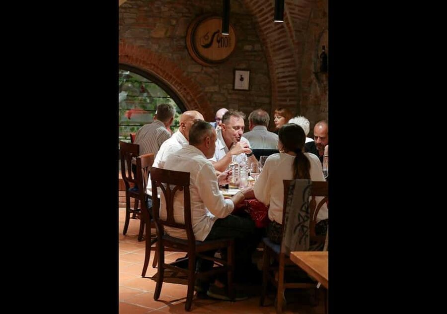 Wine Tasting Experience with Seven Types of Tuscan Wine - Who will get the most from this activity
