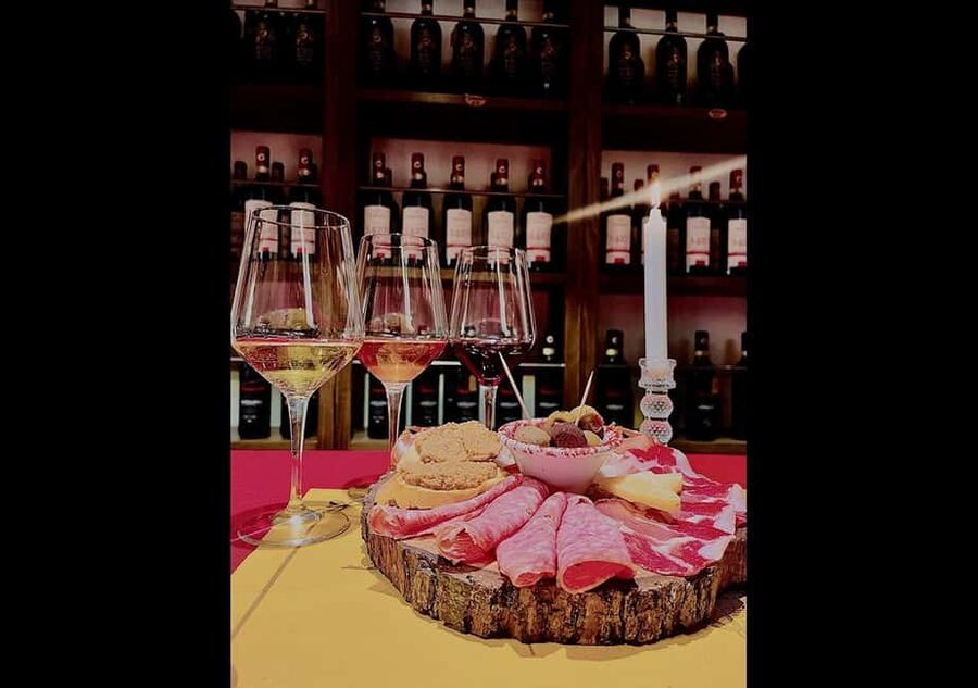Wine Tasting Experience with Seven Types of Tuscan Wine - What to bring and how to prepare