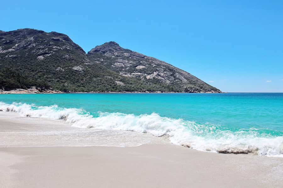 Wineglass Bay & Freycinet National Park Day Trip from Hobart - Key points at a glance