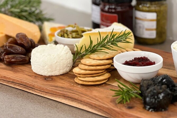 Yarra Valley Grazing Tour Wine, Cheese, Gin, Pizza from Melbourne - Key points to know before booking